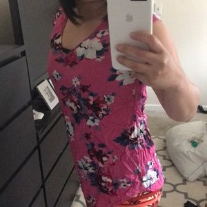 Old Navy flowy pink flowered top